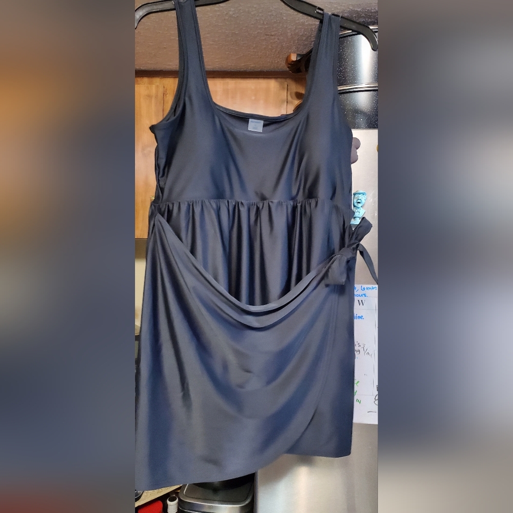 Old Navy Women's Black Swim One Piece